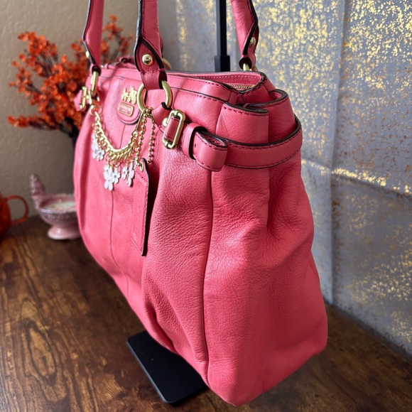 Coach Madison Kara Carryall Bag in Peony - Picture 5 of 14